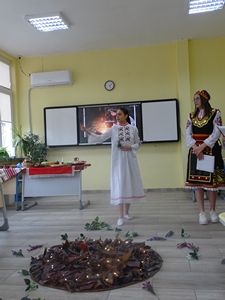 Иновативен УРОК – СПЕКТАКЪЛ  ,,ИСТОРИИ ОТ ТРАКИЯ И СТРАНДЖА – ОГНЕНИТЕ СТЪПКИ НА ВРЕМЕТО“ 8