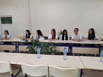 Съдия Вера Найденова на среща с ученици в ПГРТО - Плевен 4