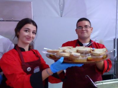 ПГРТО с отлично представяне в петото издание на Международния кулинарен фестивал в Бурса 5